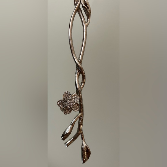 NWOT Set of 2 Silver Serves, Cookware, Dinnerware, Home Kitchen Servers. - Picture 5 of 6